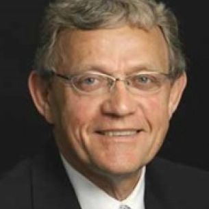 Allen Van Beek board-certified labiaplasty surgeon