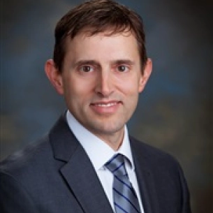 Steven Montante board-certified labiaplasty surgeon