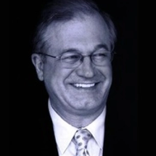 Craig Dufresne board-certified labiaplasty surgeon