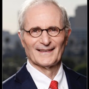 JOHN Reinisch board-certified labiaplasty surgeon