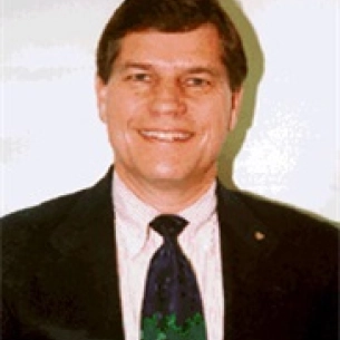 Jim Brantner board-certified labiaplasty surgeon