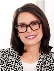 Judith Gurley board-certified labiaplasty surgeon