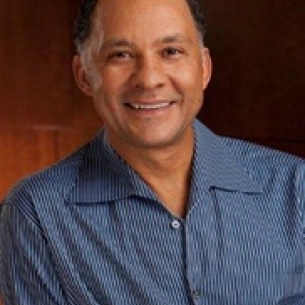 Miguel Delgado board-certified labiaplasty surgeon