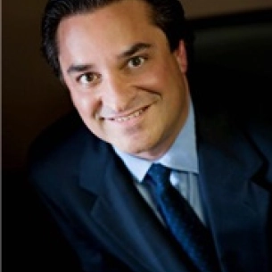 Anthony Dardano board-certified labiaplasty surgeon