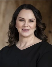 Molly Walsh board-certified labiaplasty surgeon