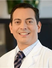 Enrique Hanabergh board-certified labiaplasty surgeon