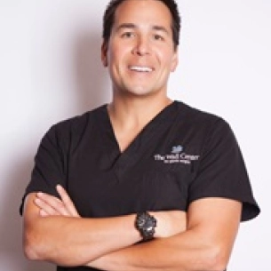 Simeon Wall board-certified labiaplasty surgeon