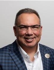 Luis Rios board-certified labiaplasty surgeon