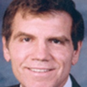 Robert Wald, board-certified labiaplasty surgeon