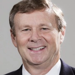 William Magee, board-certified labiaplasty surgeon