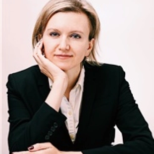 Irina Domantovsky board-certified labiaplasty surgeon