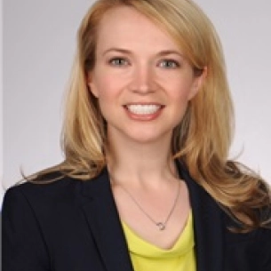 Jennifer Swartz board-certified labiaplasty surgeon