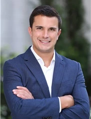 Vincent Chavanon board-certified labiaplasty surgeon