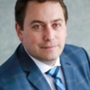 David Yonick board-certified labiaplasty surgeon