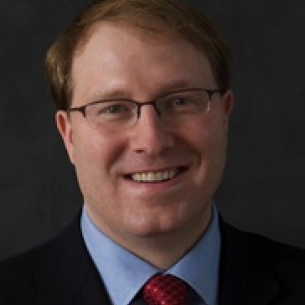 Jonathan Witzke board-certified labiaplasty surgeon