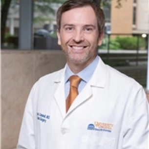 Chris Campbell board-certified labiaplasty surgeon