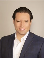Samuel Salcedo board-certified labiaplasty surgeon