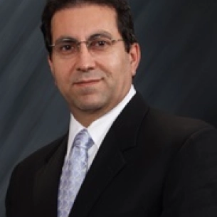 Behrooz Kalantarian board-certified labiaplasty surgeon