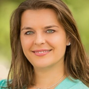 Olga Bachilo board-certified labiaplasty surgeon