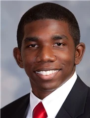Cedric Hunter board-certified labiaplasty surgeon