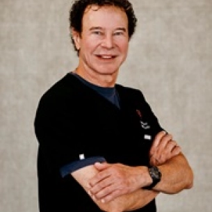 Joe Gryskiewicz board-certified labiaplasty surgeon