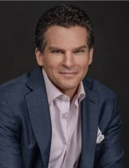 Raman Mahabir board-certified labiaplasty surgeon