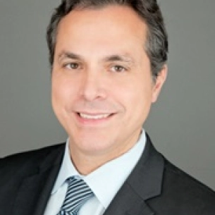 Mark Melendez board-certified labiaplasty surgeon