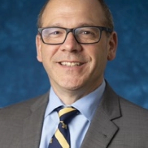 Steven Kasten board-certified labiaplasty surgeon