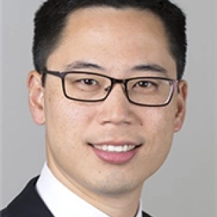 Alvin Kwok board-certified labiaplasty surgeon