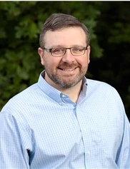 Richard Kutz board-certified labiaplasty surgeon