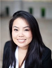 Katherine Santosa board-certified labiaplasty surgeon