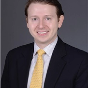 Michael Alperovich board-certified labiaplasty surgeon
