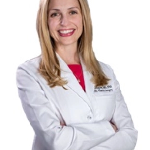 Alicia Billington board-certified labiaplasty surgeon