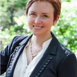 Stephanie Nemir board-certified labiaplasty surgeon