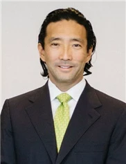 Leo Otake board-certified labiaplasty surgeon