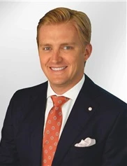 William North board-certified labiaplasty surgeon