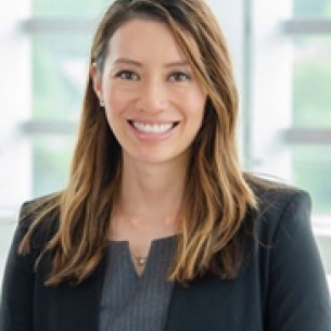 Heidi Hon board-certified labiaplasty surgeon