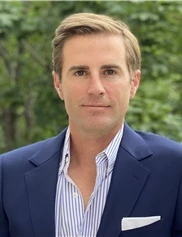 Rhett Willis board-certified labiaplasty surgeon