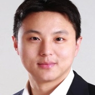 William Lao board-certified labiaplasty surgeon