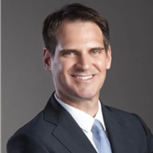 Vasileios Vasilakis board-certified labiaplasty surgeon