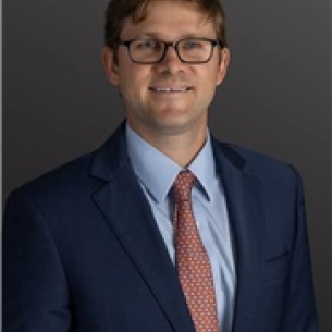 Dylan Perry board-certified labiaplasty surgeon