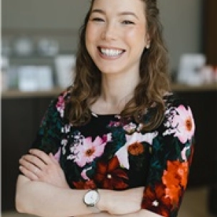 Kalila Steen board-certified labiaplasty surgeon