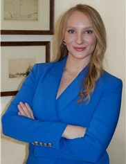 Ellen Ezell board-certified labiaplasty surgeon