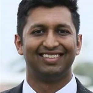 Nikhil Agrawal board-certified labiaplasty surgeon