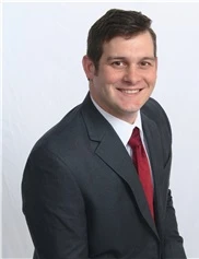 Steven Schulz board-certified labiaplasty surgeon