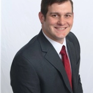 Steven Schulz board-certified labiaplasty surgeon