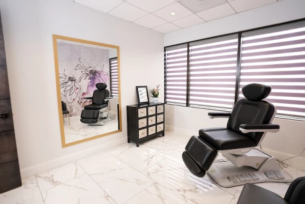 the-aesthetic-centers-1.jpg