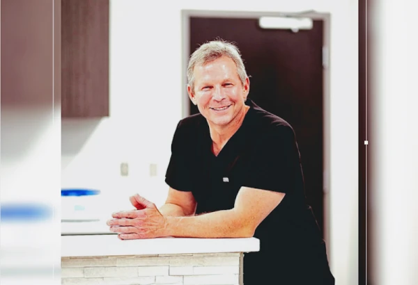 dr-e-dwayne-lett-md-facs-lebanon-tn-3.png