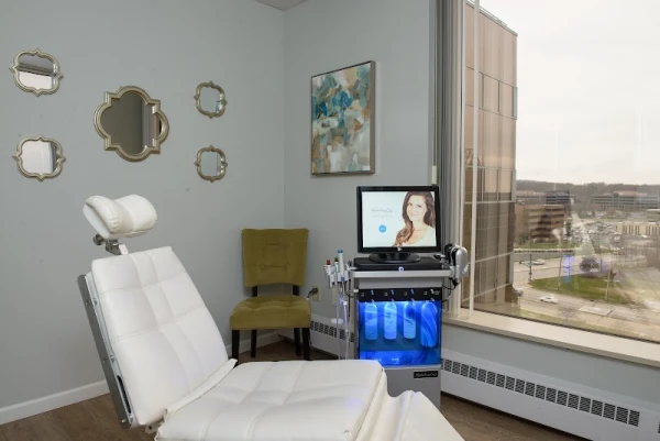 the-cosmetic-surgery-center-3.jpg