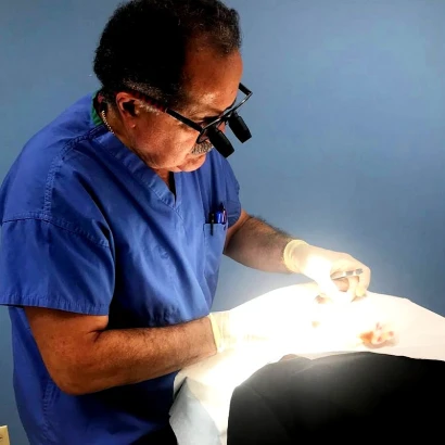 asaadi-plastic-surgery-dr-mokhtar-asaadi-1.jpg